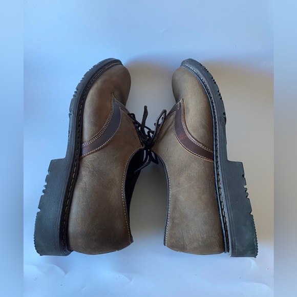 Allen Edmonds casual sleek shoe with leather detail Men’s Size 8 - Picture 7 of 10